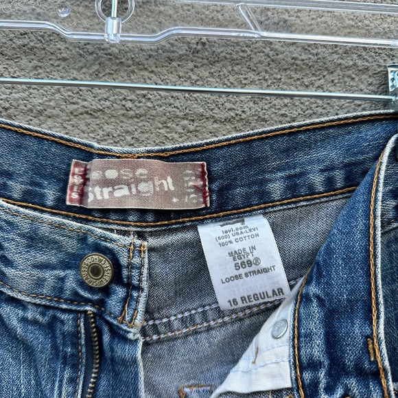 Vintage Levi’s 569 Cutoff Shorts 16 Regular / Size 28 - Picture 6 of 7